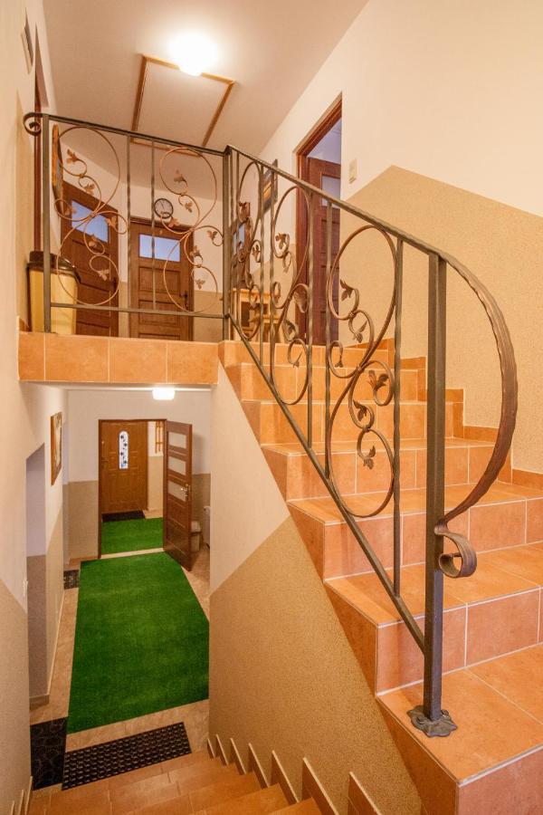 Przystan Laworta Apartment Ustrzyki Dolne Luaran gambar